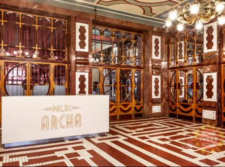 Pronájem kanceláře, 376 m²