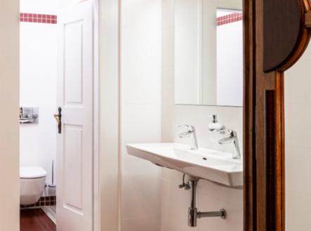 Pronájem kanceláře, 258 m²