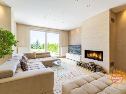 Pronájem domu/vily, 550 m² obrázek