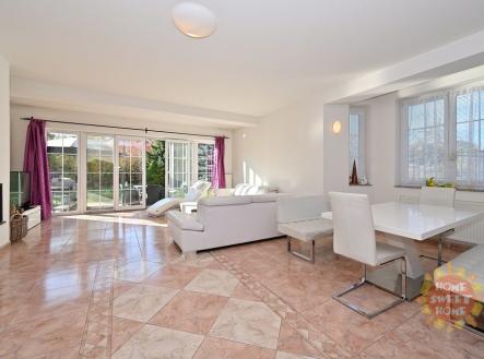 Pronájem domu/vily, 610 m²