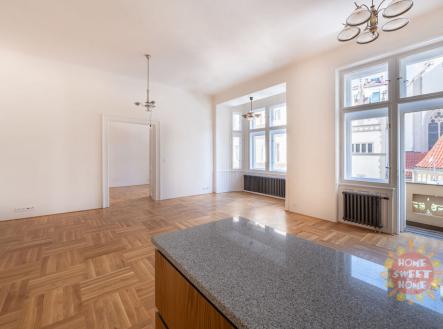 Pronájem bytu, 2+kk, 80 m²