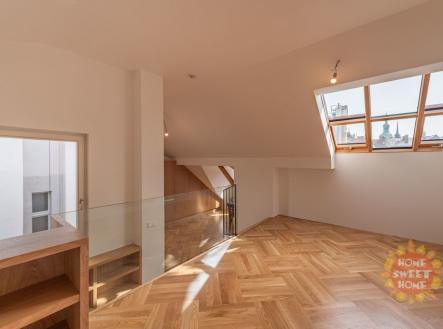 Pronájem bytu, 2+kk, 86 m² obrázek