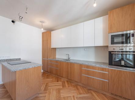 Pronájem bytu, 2+kk, 99 m²