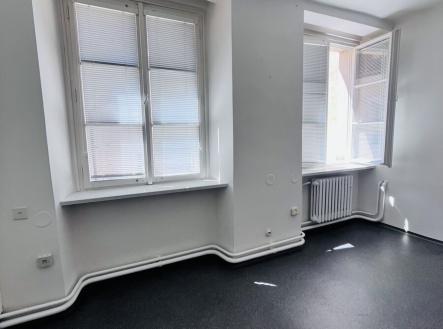 Pronájem kanceláře, 26 m²