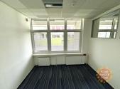 Pronájem kanceláře, 650 m²