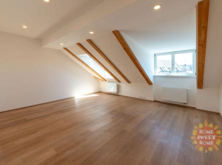 Pronájem bytu, 5+1, 189 m²