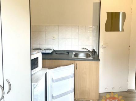 Pronájem bytu, 1+kk, 20 m²