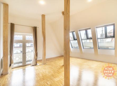 Pronájem bytu, 4+1, 202 m²