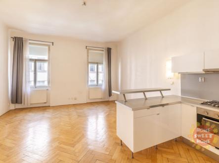 Pronájem bytu, 3+kk, 80 m²