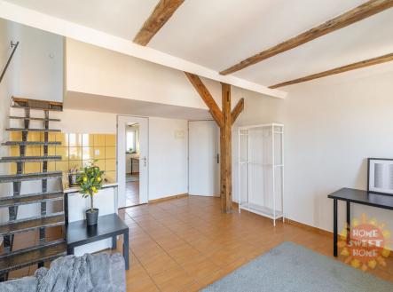 Pronájem bytu, 2+kk, 39 m²