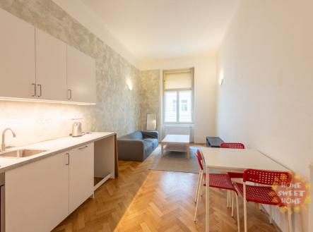 Pronájem bytu, 3+kk, 75 m²