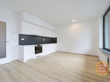 Pronájem bytu, 1+kk, 39 m²