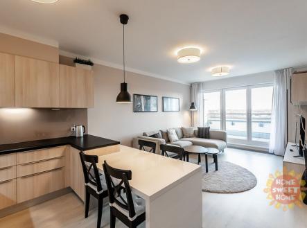 Pronájem bytu, 3+kk, 82 m² obrázek