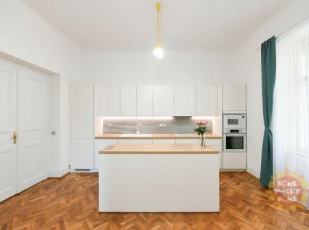 Pronájem bytu, 3+1, 98 m²