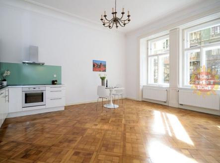 Pronájem bytu, 3+kk, 86 m²