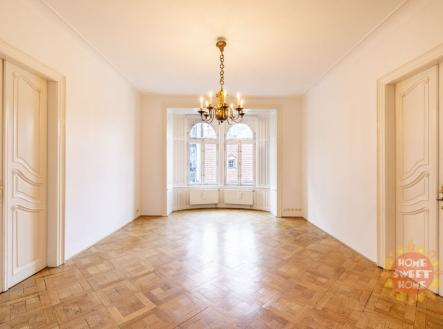 Pronájem bytu, 4+1, 180 m²