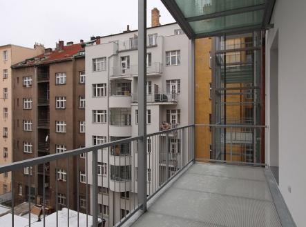 Pronájem bytu, 2+kk, 89 m²