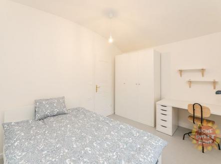 Pronájem bytu, jiný, 14 m² obrázek