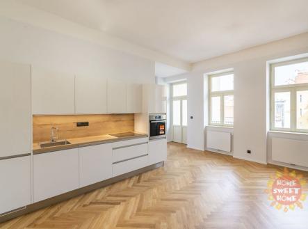 Pronájem bytu, 3+kk, 77 m²