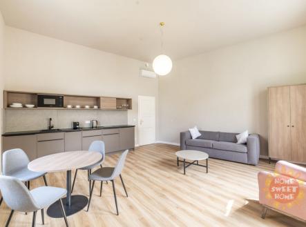 Pronájem bytu, 2+kk, 54 m²