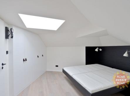 Pronájem bytu, 2+kk, 60 m²