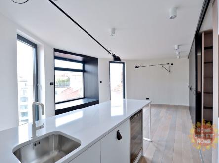 Pronájem bytu, 2+kk, 60 m²