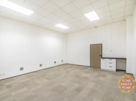 Pronájem kanceláře, 57 m²