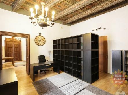 Pronájem kanceláře, 71 m²