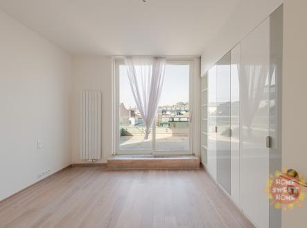 Pronájem bytu, 3+1, 173 m²