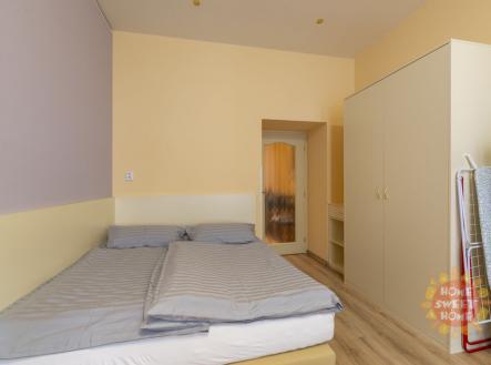 Pronájem bytu, 1+1, 40 m²