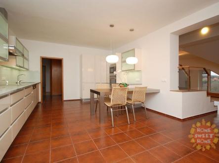 Pronájem bytu, 6+1, 293 m²