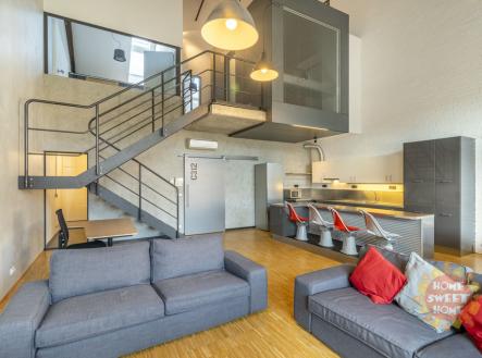 Pronájem bytu, 3+kk, 146 m²