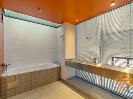 Pronájem bytu, 3+kk, 146 m²