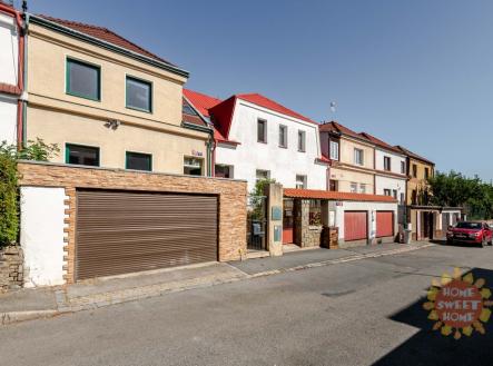 Pronájem domu/vily, 200 m²