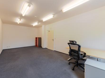Pronájem kanceláře, 28 m²