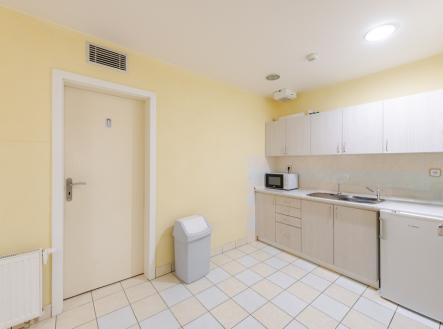 Pronájem kanceláře, 28 m²