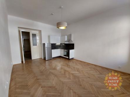 Pronájem bytu, 1+kk, 33 m² obrázek