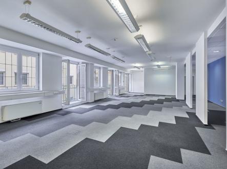 Pronájem kanceláře, 401 m²