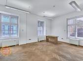 Pronájem kanceláře, 212 m²
