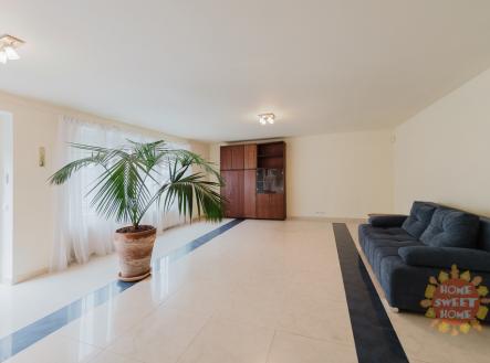 Pronájem kanceláře, 56 m²