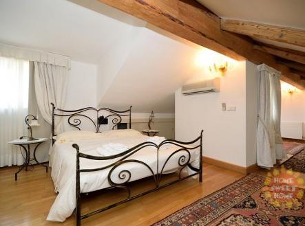 Pronájem bytu, 3+kk, 127 m²