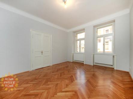 Pronájem kanceláře, 121 m²