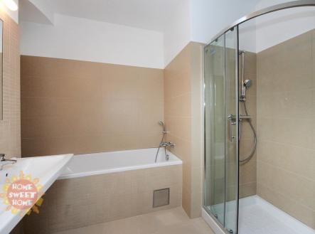 Pronájem kanceláře, 121 m²