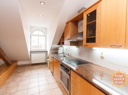 Pronájem bytu, 3+1, 120 m²