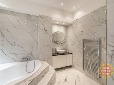 Pronájem bytu, 6+1, 200 m²