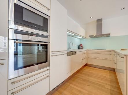 Pronájem bytu, 4+kk, 130 m²