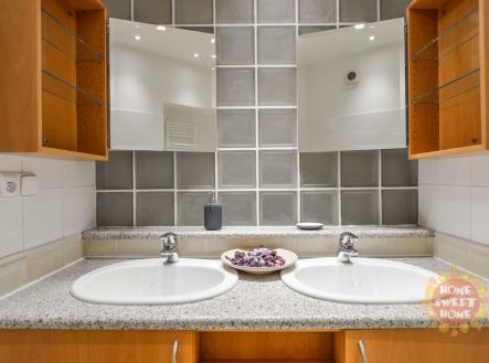 Pronájem bytu, 3+kk, 119 m²