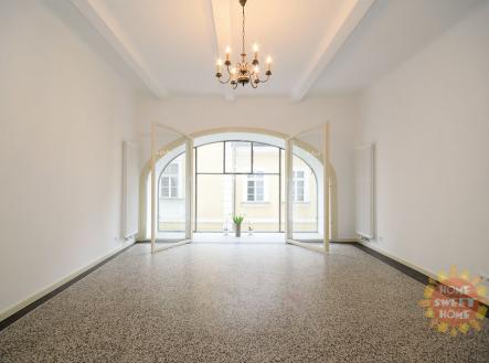 Pronájem obchodní prostor, 76 m²