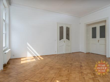 Pronájem kanceláře, 174 m²