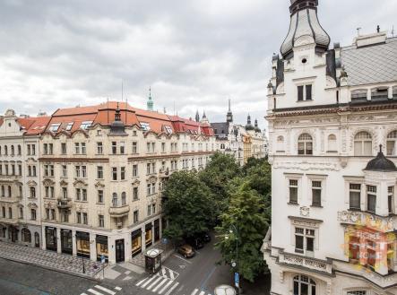 Pronájem bytu, 5+1, 197 m²